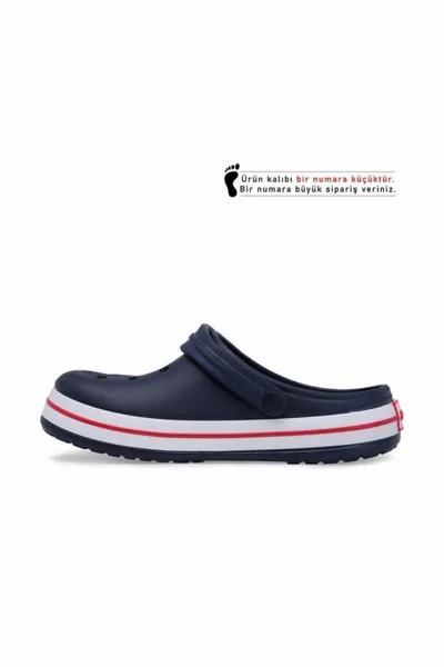 نعال مغلقة من الأمام