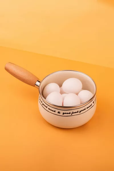 Mood Emaille Saus/Melkkom/Eierpan 1,3 liter -  cm (GESCHIKT VOOR ALLE FORNUIZEN INCLUSIEF INDUCTIE)