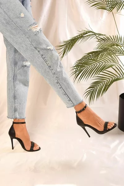 Дамски токчета Midia Single Band Black Skin