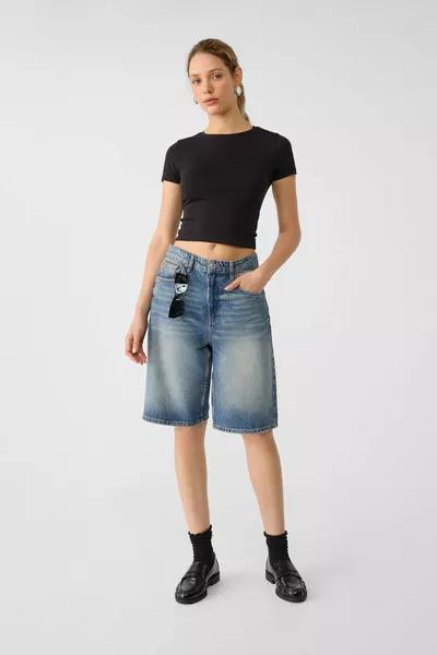 Kurzärmeliges Crop T-Shirt