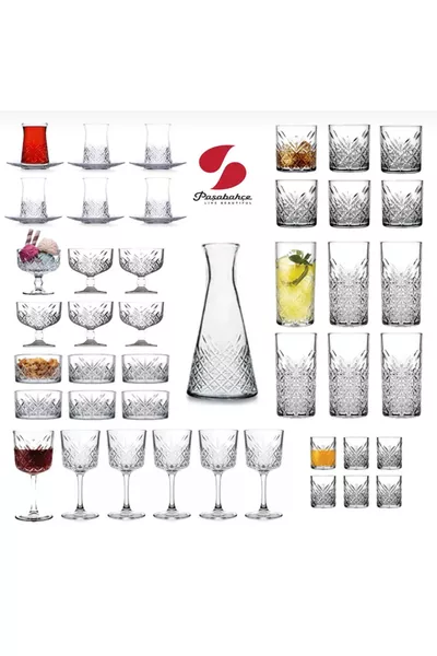 طقم مائدة زفاف ضخم من  قطعة يذهل العروس