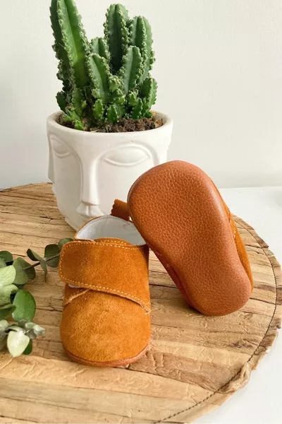 Chaussures Velcro Baby First Step - Couleur Cannelle