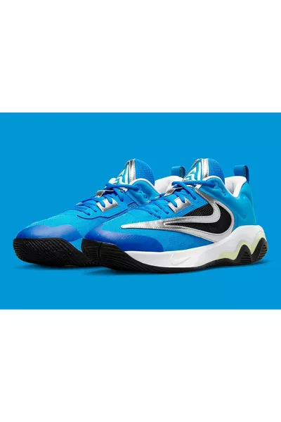 حذاء جيانيس الخلود 3 لكرة السلة