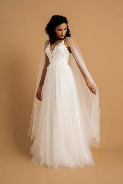 Witte pailletten kant gedetailleerde avondjurk en avondjurk