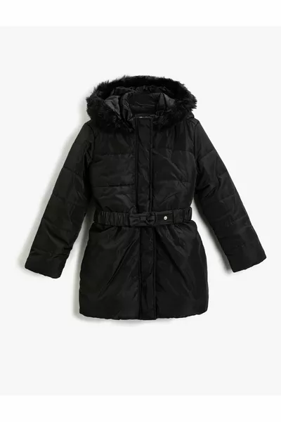 معطف طويل منفوخ بتفاصيل فرو صناعي