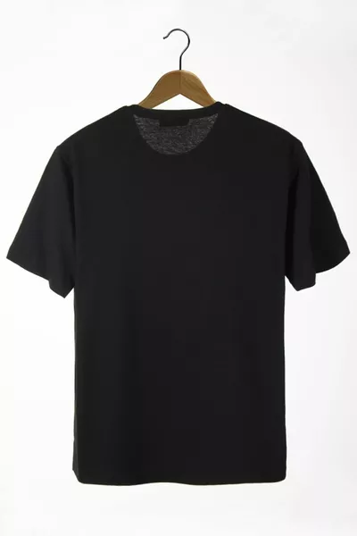 Azurco Oversize T-Shirt in Deep Black mit Atatürk-Unterschrift vorne