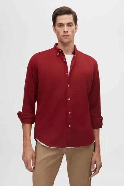 Регулярная рубашка бордового цвета из фланели для зимы