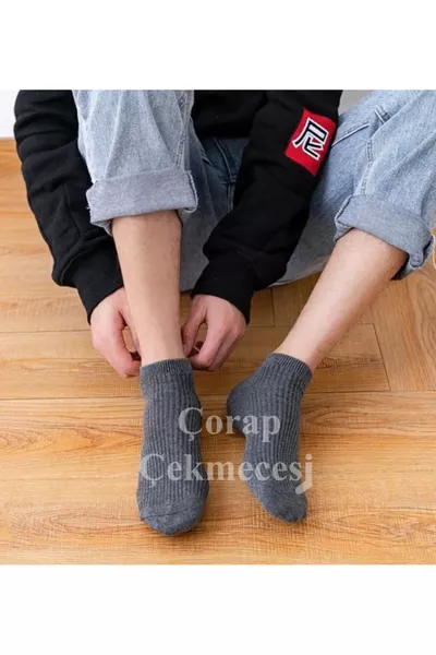 Derbili Model Çok Renkli 8'li Kısa Çorap