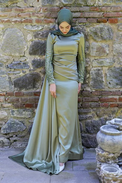  Satin mermaid evening dresses khaki with appliqué and beading embroidery drape details on the sleeves