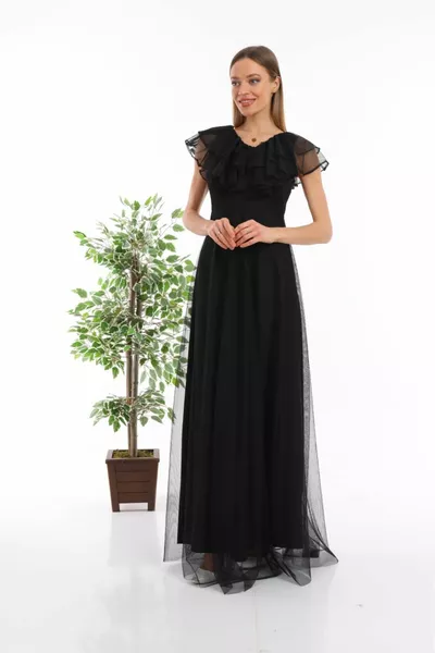 فستان سهرة تول مع بطانة داخلية