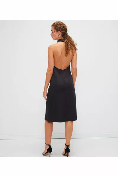 Einfarbiges Seidensatin-Einladungskleid