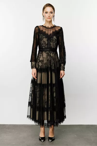 أسود الدانتيل ماكسي بوي اللباس