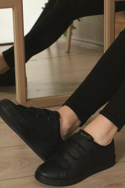 للجنسين الأسود الفيلكرو أحذية رياضية العظام عارضة المشي أحذية رياضية