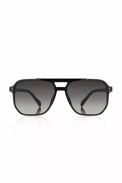 نظارة شمسية لون أسود 