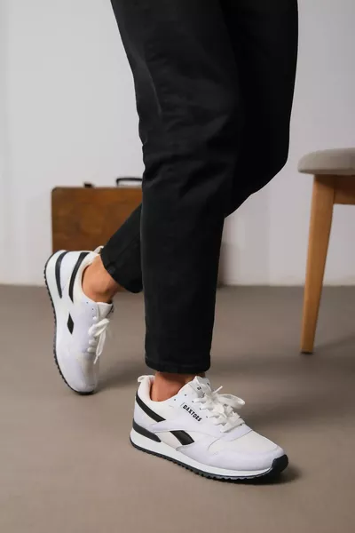  أحذية رياضية للجنسين مع ضمان العظام عارضة