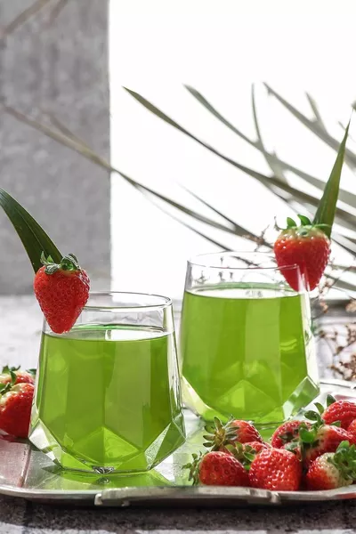 فاليريا زجاج -  لى الماء مجموعة المشروبات الغازية مجموعة الزجاج 2 مقاسات