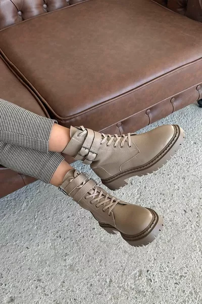 آريس المرأة حزام التفاصيل جلد طبيعي الأحذية البريدية المنك