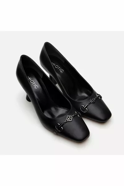 خنجر نسائي أسود