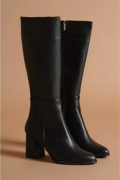 Stivali lunghi con cerniera in pelle con tacchi neri da donna