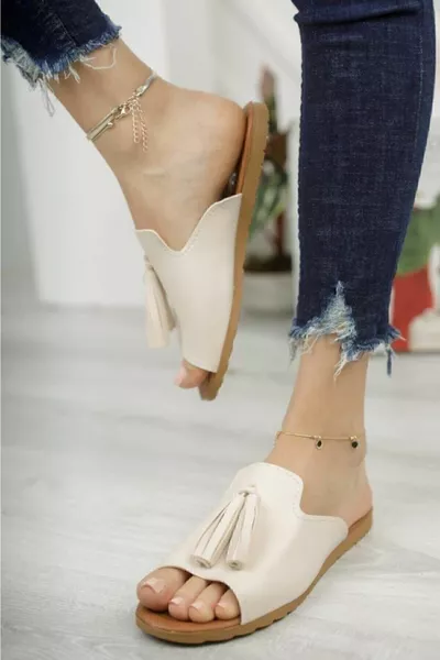 Pantofole con nappa da donna