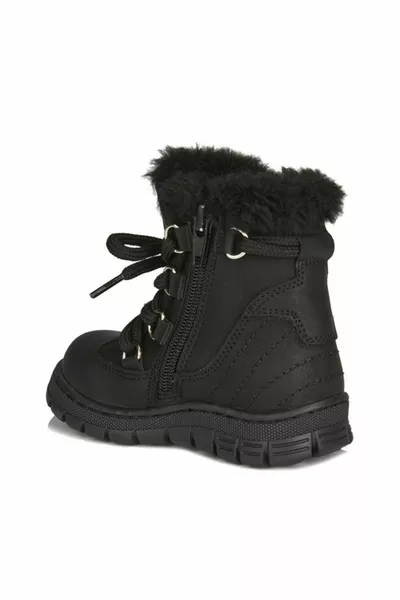 حذاء أطفال أسود للجنسين .k.