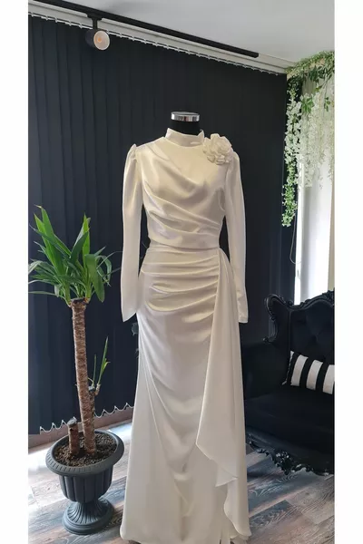 Raso bianco, drappeggiato, Promise Engagement Abito da sposa