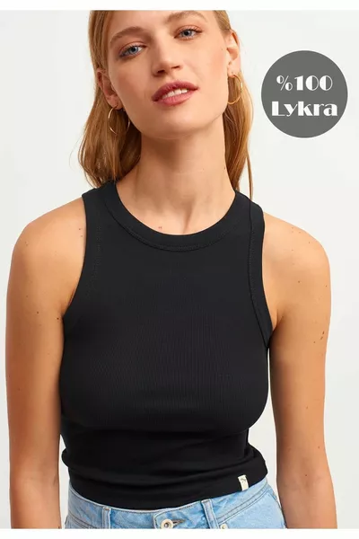 Kadın Siyah Fitilli Halter Yaka Örme Atlet