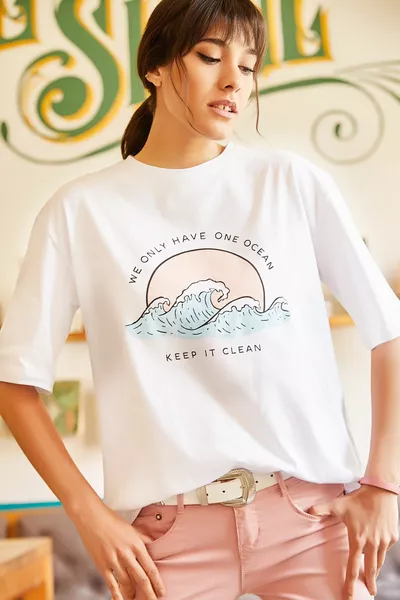 قميص نسائي أبيض من أوشن 