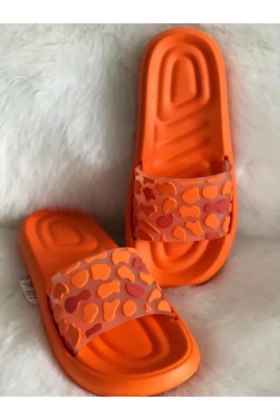 صنادل نسائية صيفية بنقشة مخلب قطة باللون البرتقالي