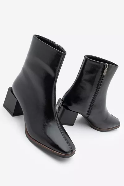 حذاء نسائي بكعب عالٍ وبوتيه، مقدمة مربعة، كعب بنقشة خشبية، بسحّاب، يومي وكلاسيكي، نوايس، أسود