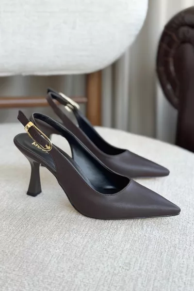 حذاء نسائي بكعب عالي من أوفيس - بني