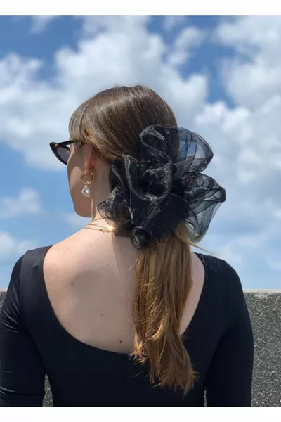 Zwarte middelgrote organza haarclip