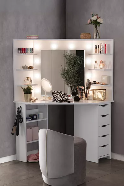 طاولة مكياج زاوية ديفا هوليوود بمرايا وإضاءة LED وخمس أدراج