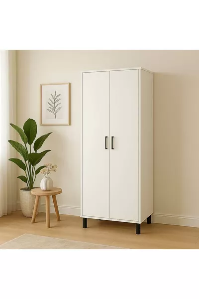 خزانة واسعة لتخزين الأمتعة