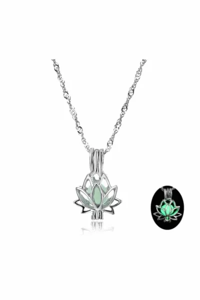 Green Lotus Flower Glow-in-the-Night Glow-in-the-Dark Highlighter Necklace