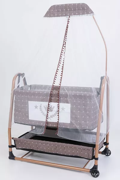Mother's Side Basket Cradle Luxury Cradle with Wheels