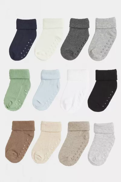  جوارب أطفال/رضع عضوية مضادة للانزلاق معبأة في علبة خاصة