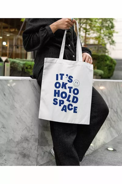 C'est normal de prendre de la place - Bez Çanta