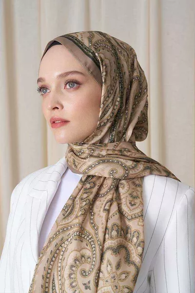 Kübra Koç Исторический викторианский узор шаль - масляно-зеленый