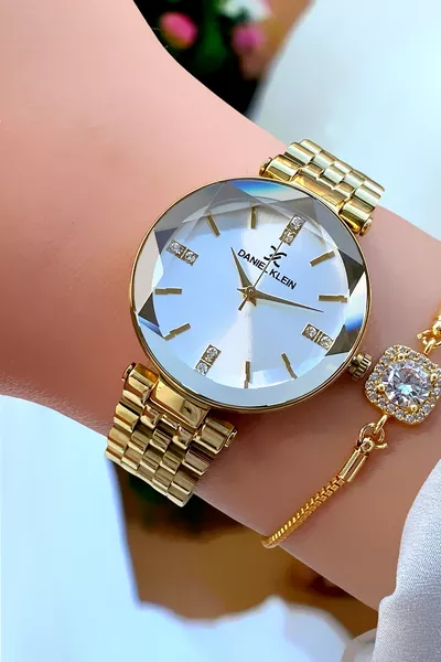 هدية عيد الأم ساعة نسائية أصلية بلون ذهبي بسوار من الفولاذ المقاوم للصدأ مع هدية سوار