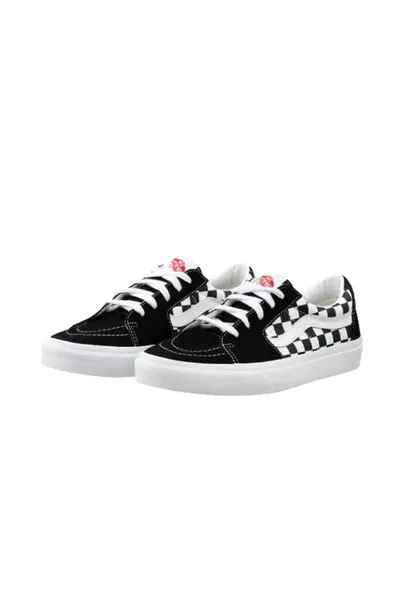 حذاء سنيكر يومي أسود Ua -Low 