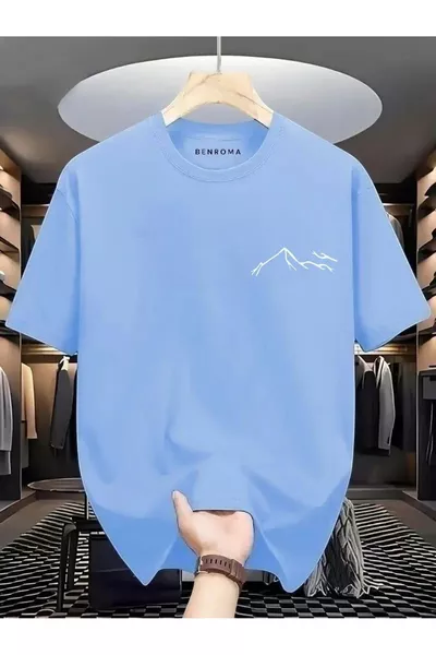 تيشيرت واسع بطبعة جبل أبيض