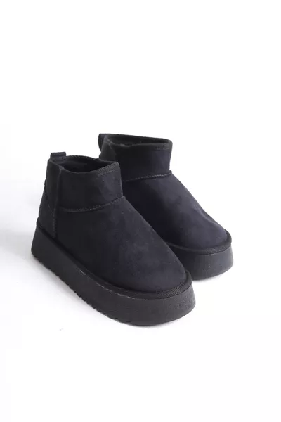 Ug Model Düz Desen Süet Içi Kürklü Kalin Taban Kadin Siyah Bootie