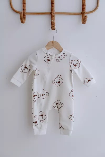 Long Sleeve Zippered Baby Romper with Teddy Bear Pattern