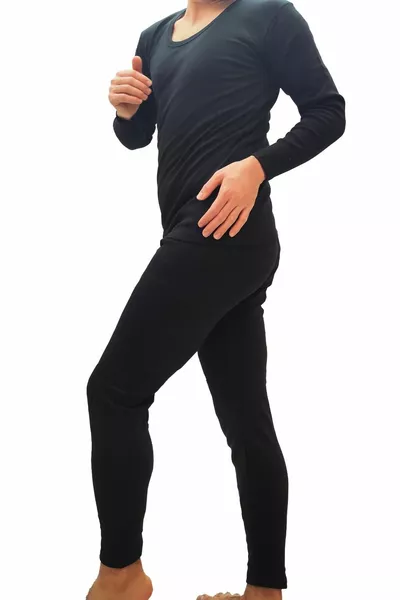 Schwarzes Set aus Jacke und Hose mit Wattierung