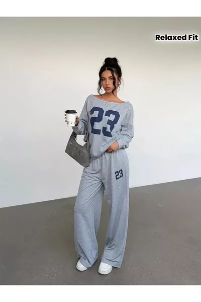 Women's Grey Boat Neck Ribbed  Printed Sweatshirt - Grey Loose Fit Comfortable Tracksuit