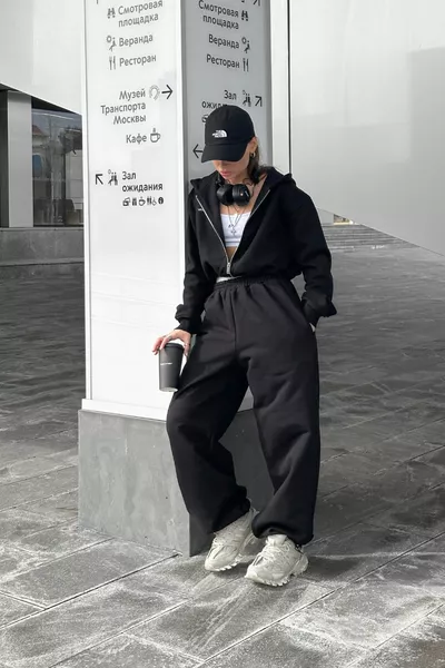 Pantaloni della tuta Baggy in due stili: regola il fondo come vuoi, utilizzali sia lisci che jogger