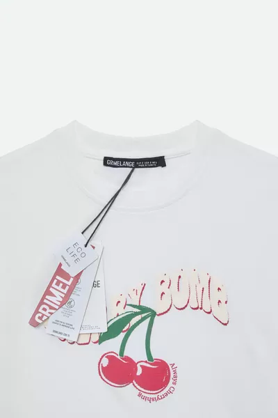 Дамска тениска LAZZIAR с бял цвят, широк силует и кръгло деколте