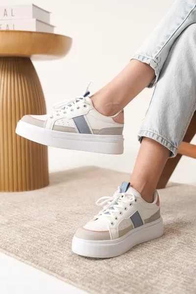 حذاء رياضي نسائي يومي  مضمون تقويم العظام