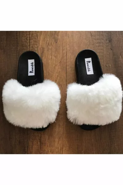 Kadın Beyaz Yumuşak Bol Tüylü Tek Bantlı Yazlık Terlik